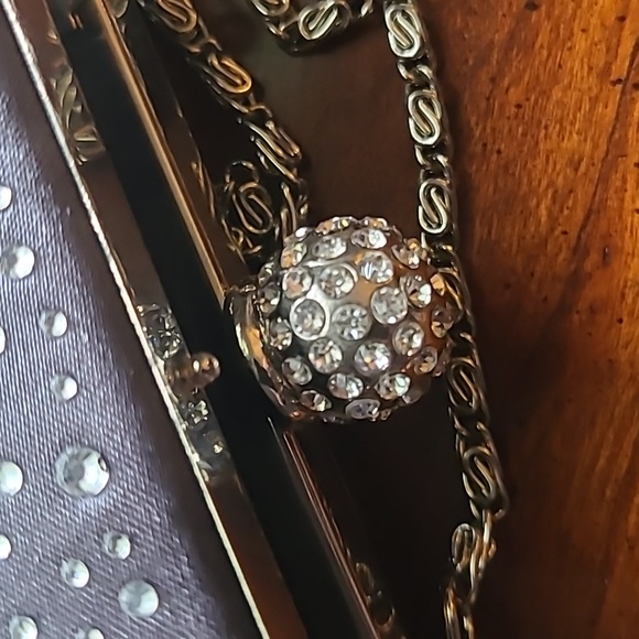 Grey evening bag with a rhinestone knob. Satin finish plain back, jeweled front. - Picture 4 of 5